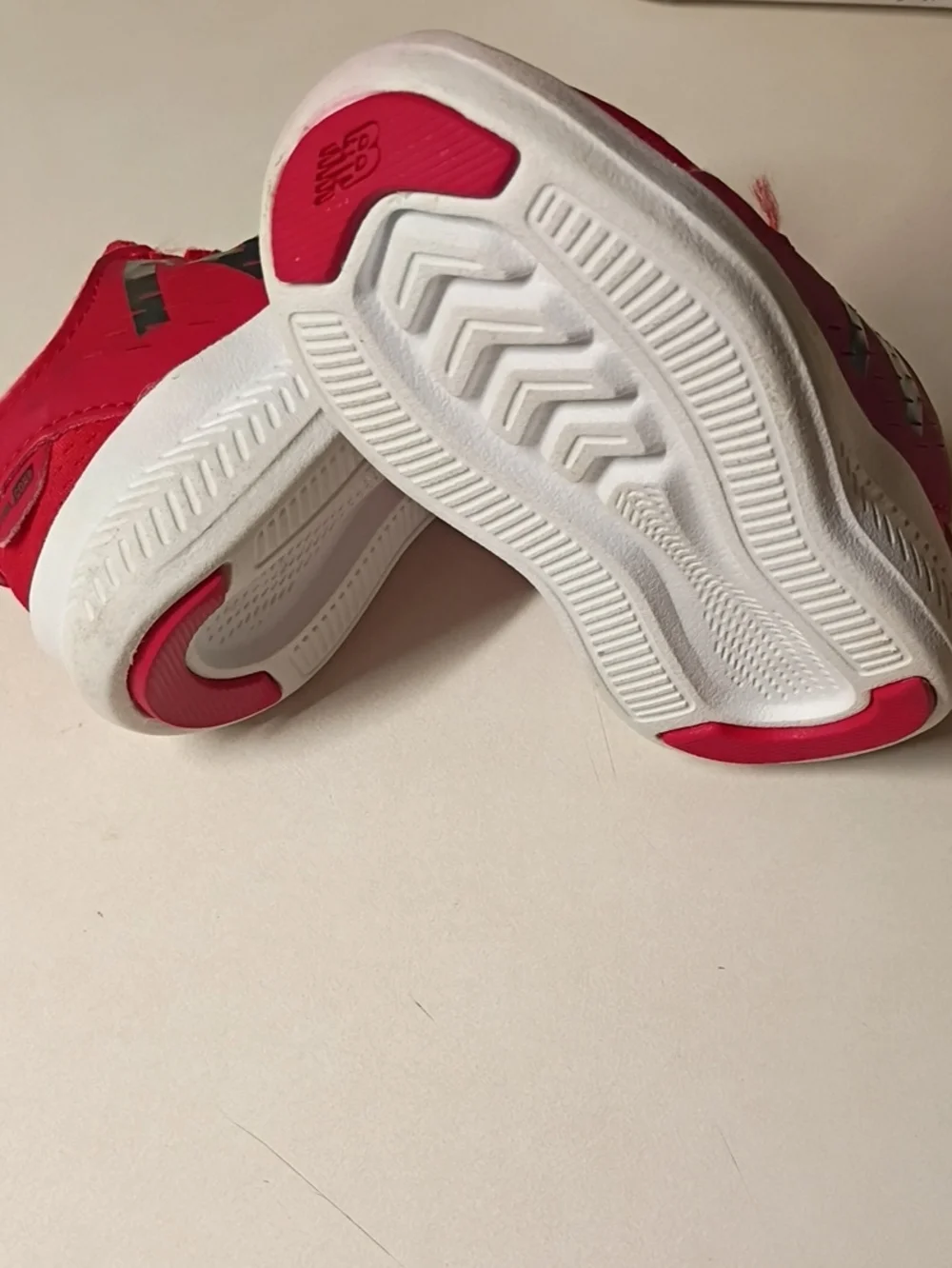 N/A comfortable red